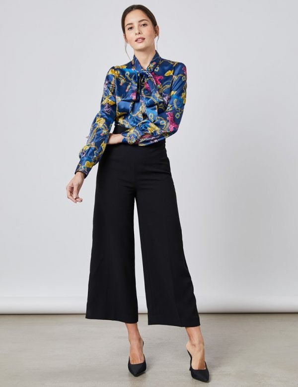 Hawes and Curtis Women Blue Satin Blouse