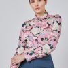 H & C Women Pink & Cream Butterfly