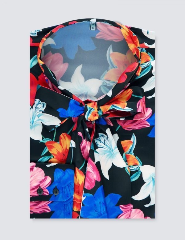 H & C Women Large Lilies Satin Blouse
