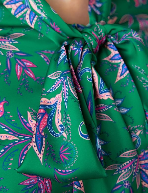 H & C Women Fine Flowers Satin Blouse