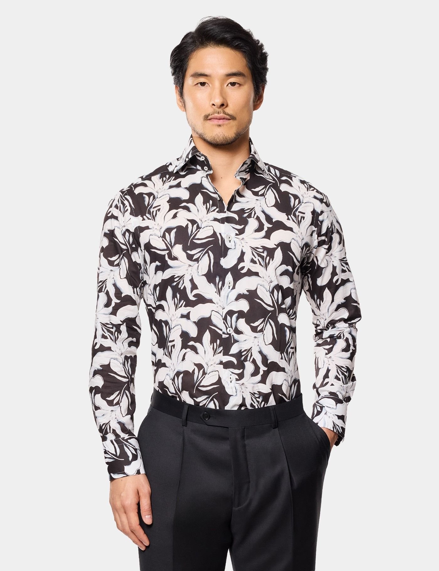 Hawes & Curtis Men Black & White York flowered shirt